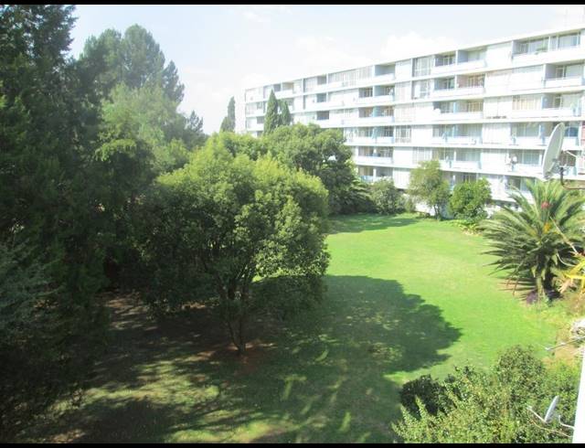 2 BEDROOM FLAT FOR SALE IN ARCON PARK